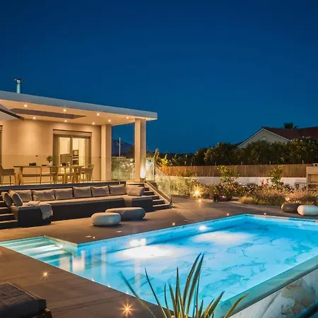 Villa Helios Luxury Private And Superior
