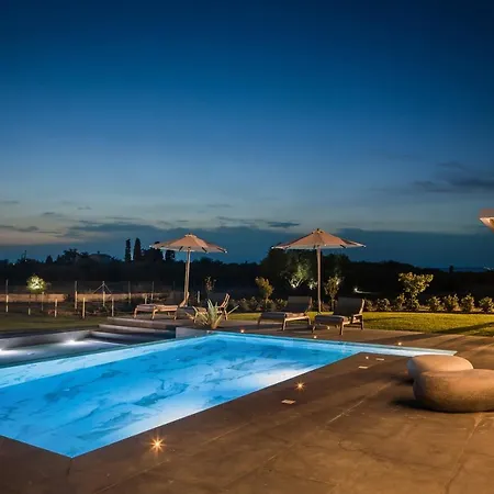 Helios Luxury Private And Superior *