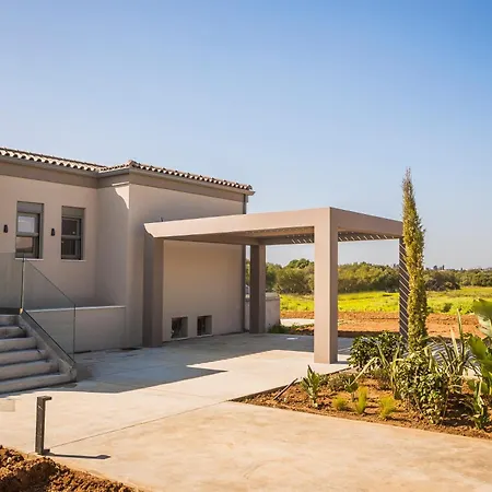 Helios Luxury Private And Superior *