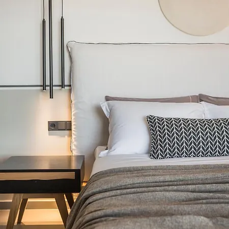 Helios Luxury Villas Vilă