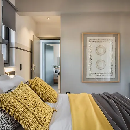 Avgi Luxury Villa Svoronata