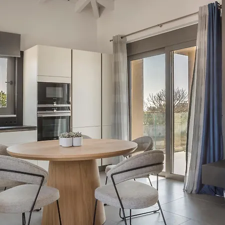 Willa Avgi Luxury Villa