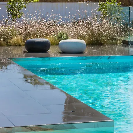 Avgi Luxury Svoronata