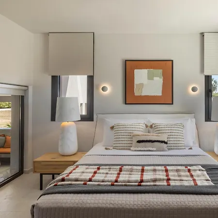 Villa Helios Luxury Villas *